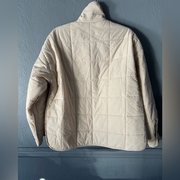 Amazon | puffer | cream | trendy | lightweight | packable | jacket | L - Picture 3 of 10